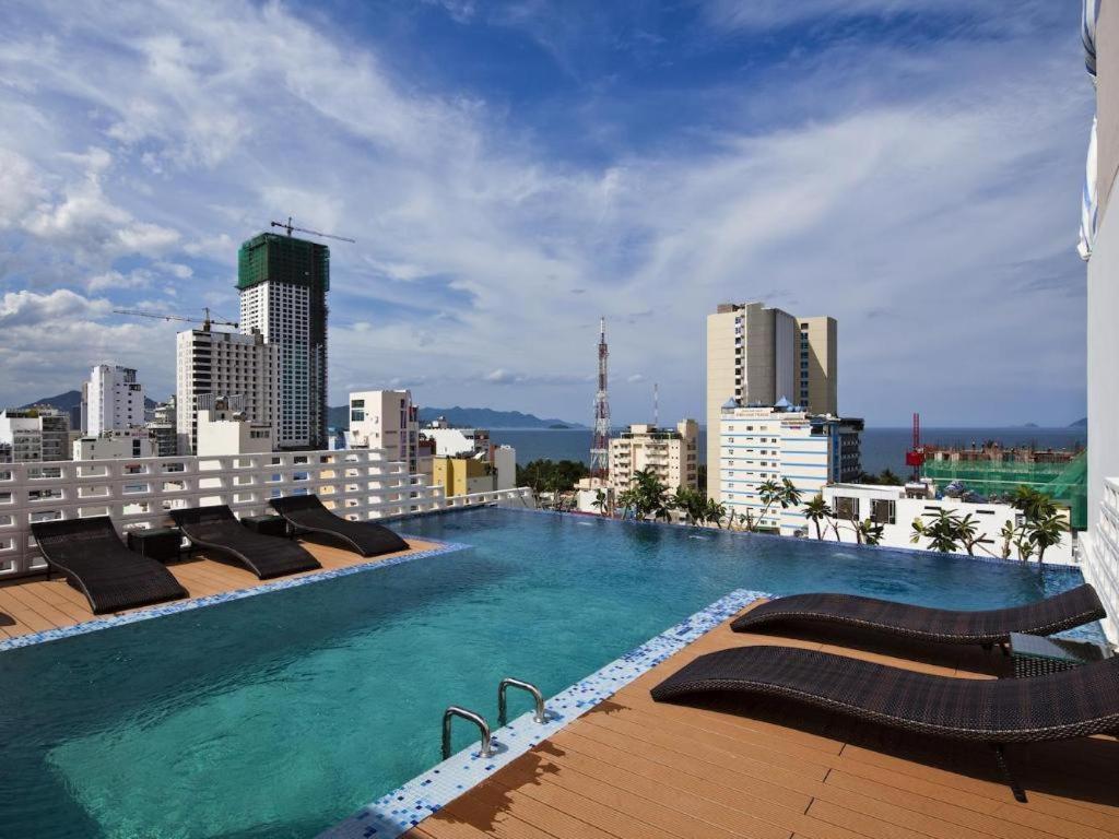 Golden Holiday Hotel Nha Trang Eksteriør billede