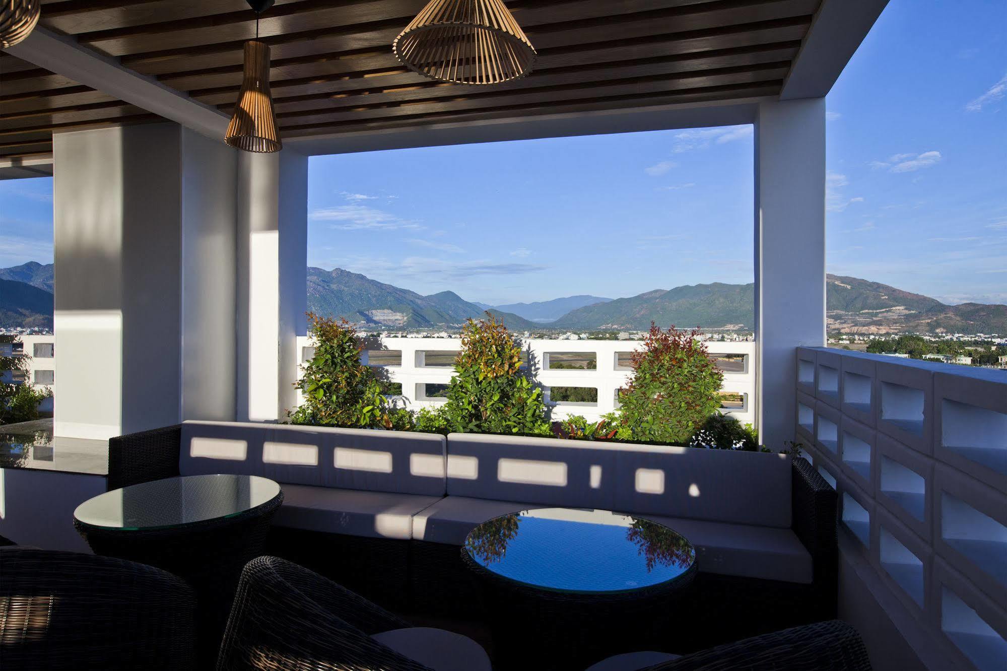 Golden Holiday Hotel Nha Trang Eksteriør billede