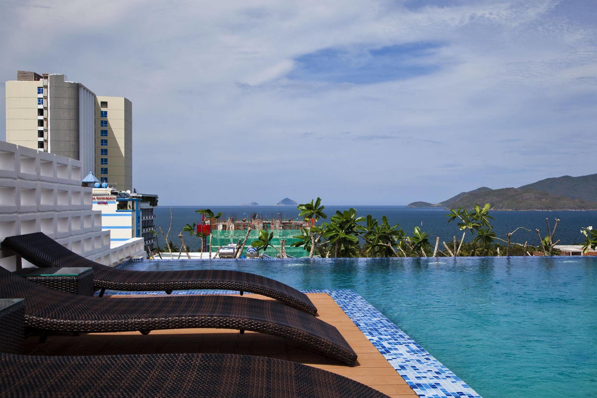 Golden Holiday Hotel Nha Trang Eksteriør billede