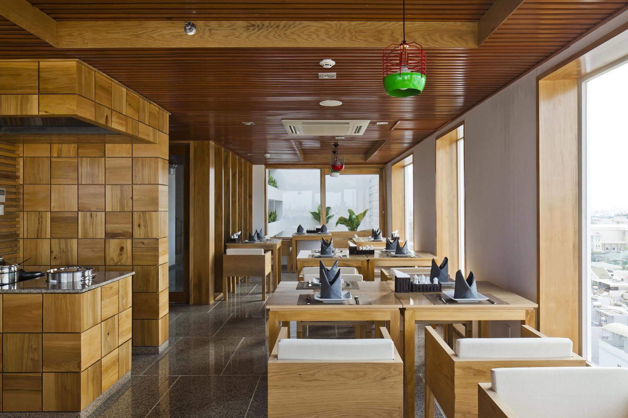 Golden Holiday Hotel Nha Trang Eksteriør billede